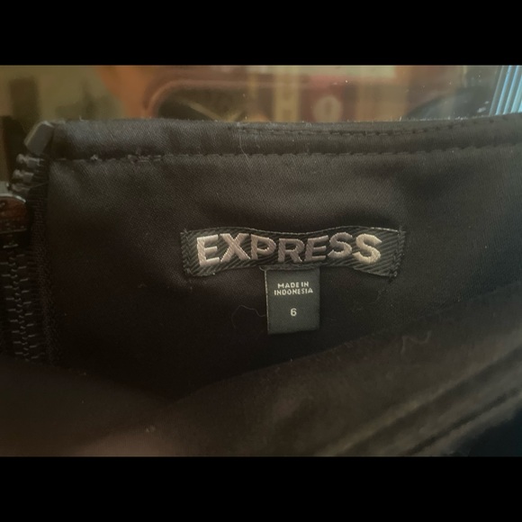 Black Express Mini Skirt - Picture 3 of 3